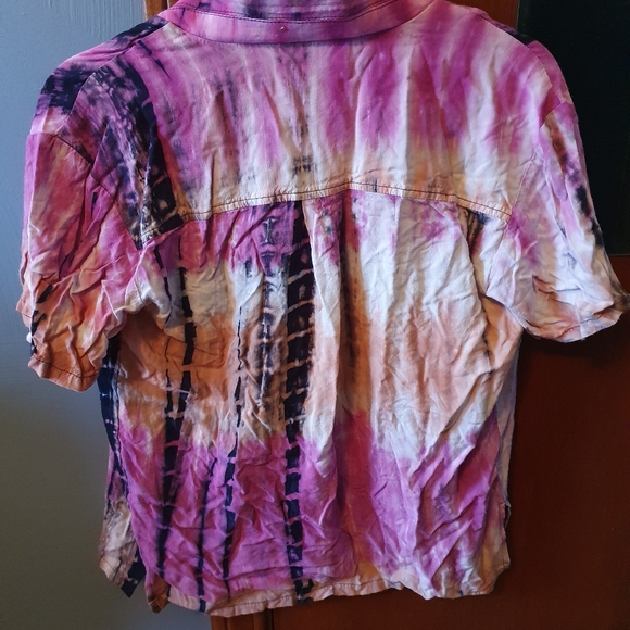 Disturbia button up - Picture 3 of 3